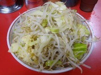 「小ラーメン（650円）ヤサイニンニク」@ラーメン二郎 仙台店の写真