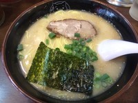 「博多ラーメン 600 円」@博多ラーメン 長浜や 笹塚店の写真