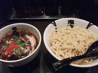 「肉増しカラシビつけ麺」@カラシビ味噌らー麺・つけ麺 神田本店の写真
