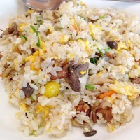 「らーめん・五目チャーハンセット　890円」@和風らーめん きさくの写真