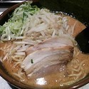 マー油豚骨ラーメン