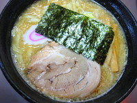 「こってり醤油ラーメン￥６００＋背脂増し￥０」@佐野青竹手打ちラーメン いしかりの写真