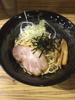 「油そば（小）」@油そば専門店 にはちの写真