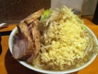 「大ラーメン豚増し＋ニンニク多め」@豚星。の写真