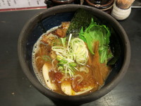 「特製　豚骨魚介らぁめん：880円」@上野 戸みら伊本舗の写真