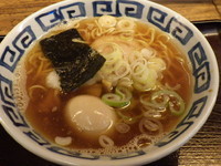 「味玉入り煮干ラーメン」@そば新 蒲田西口店の写真