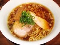 「醤油ラーメン　700円」@ラーメン屋 トイ・ボックスの写真