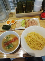 「鶏つけそば特製」@NOODLE STOCK 鶴おかの写真
