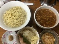 「つけ麺　200ｇ　アブラ　魚粉　ニンニク」@ラーメンの店 どでん 北浦和店の写真