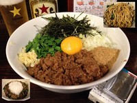 「台湾まぜ麺Z＋小ライス」@自家製麺ほうきぼし 神田店の写真