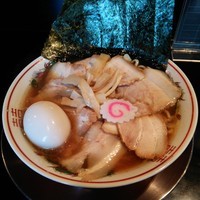 「特製中華そば」@肉煮干し中華そば さいころの写真