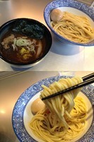 「濃厚魚介つけ麺 半熟玉子 880円」@豚骨一燈の写真