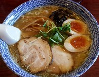 「特製醤油ラーメン700円+クーポン味玉」@だいろくの写真
