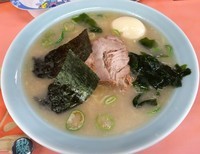 「ラーメン＋半熟味付玉子（￥550＋￥100）」@ラーメンショップ たつみや 麻溝台の写真