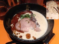 「黒マー油とんこつ」@博多風龍 蒲田店の写真