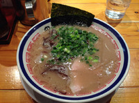 「ラーメン（バリカタ）720円」@博多長浜らーめん 田中商店の写真