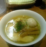 「味玉塩ラーメン」@ラーメン屋 トイ・ボックスの写真