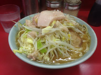 「小ラーメン(野菜アブラにんにく)」@ラーメン二郎 桜台駅前店の写真