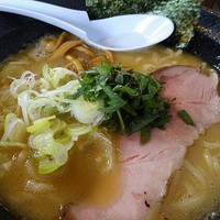 「鶏濃麺醤油　730円」@濃麺 海月の写真