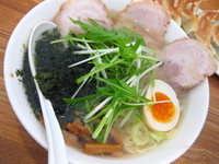 「榎穏らーめん（塩・手打ち麺）￥７７０」@らーめん榎穏の写真