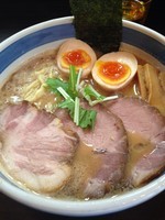 「特製ラーメン大盛」@九段 斑鳩の写真