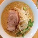 味噌ラーメン、チャーシュー丼 1000えん