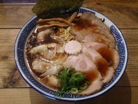 「醤油ワンタンメン＋チャーシュー」@井田商店の写真