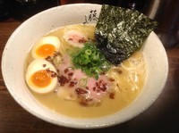 「濃厚鶏白湯 味玉ラーメン 850円」@麺屋 藤しろ 目黒店の写真