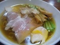 「大人の中華そば　しょうゆ　880円」@誉れの写真