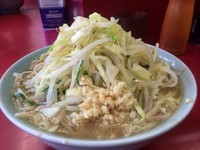 「小ラーメン （ﾆﾝﾆｸ）」@ラーメン二郎 中山駅前店の写真