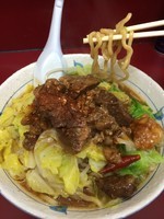 「どてのせ らぁ麺（醤油）￥700」@波（シー） 千住店の写真
