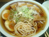 「得製あっさり(全部のせ、ライス付 950円)」@長尾中華そば 東京池袋店の写真