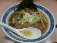 「【煮干し中華そば(替玉・生姜・ニンニク)750円】→600円」@特級豚骨 中華そば湊生の写真