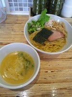 「鶏つけそば」@NOODLE STOCK 鶴おかの写真