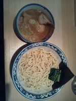 「４号つけ麺(あつもり)＋味付玉子」@ラーメン 雷鳥の写真