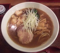 「【限定】 新宿らーめん：680円」@麺処 古武士 新宿西口小滝橋通り店の写真