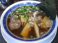 「汁 魚介醤油　※恥ずかしながら鶏チャー抜き」@丸直の写真