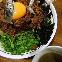 「プレミアム台湾まぜそば（煮干ニンニクアブラ）980円」@麺 酒 やまのの写真