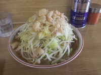 「ラーメン うずら 野菜増し+ニンニク+アブラ」@ラーメン二郎 栃木街道店の写真
