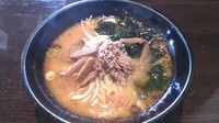 「辛口味噌ラーメン」@めの娘 三俣店の写真