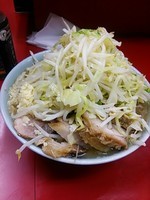 「小豚野菜ニンニク(790円)」@ラーメン二郎 中山駅前店の写真