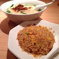 「ラーメンセット（￥780）」@味香園の写真