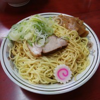 「油そば大盛＋ネギ皿」@珍々亭の写真