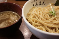 「梅香る煮干しつけ麺（特盛無料）」@江戸前煮干し中華そば きみはん 総本店の写真