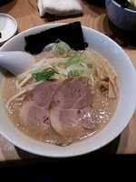 「ラーメン こってり(750円)」@野方ホープ 高田馬場店の写真