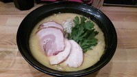 「こってり塩らーめん」@鶏らーめん  極楽鳥の写真