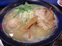 「味玉濃厚鶏白湯ラーメン」@とりの助 上里店の写真