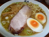 「らぁ麺+味玉」@麺 髙はしの写真