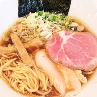 「淡麗鶏そば 醤油 780円」@松戸富田製麺 ららぽーとTOKYO-BAY店の写真