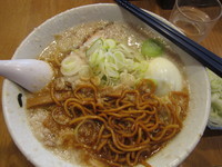 「特製ラーメン（大盛りランチサービス）+ネギ」@韃靼ラーメン 一秀の写真